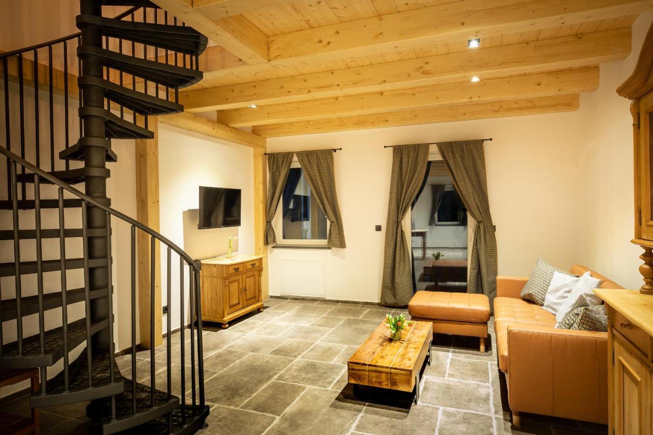 Alte Baeckerei Apartment Bescheid Exterior photo